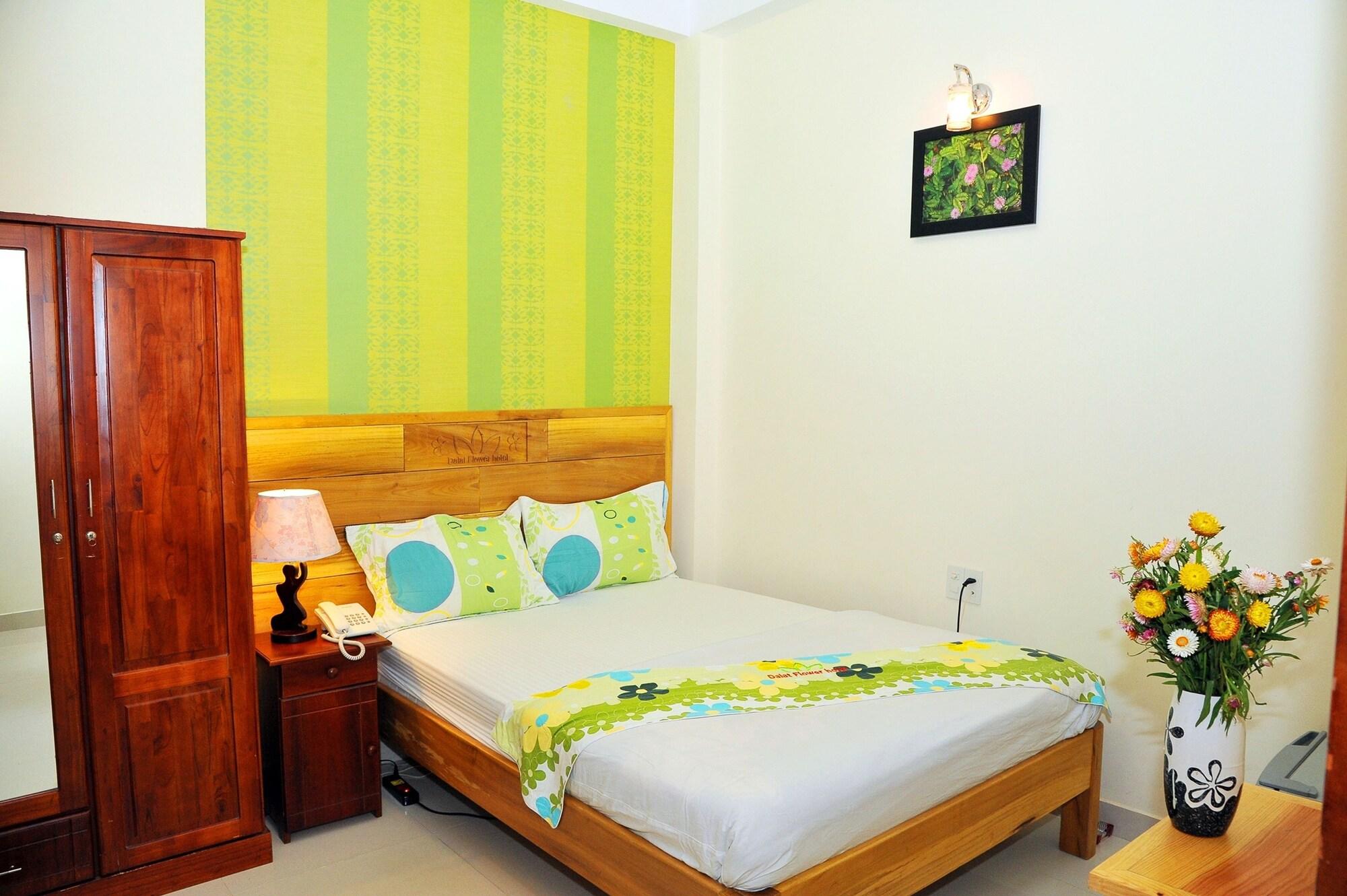 Dalat Flowery Hotel & Coffee Esterno foto