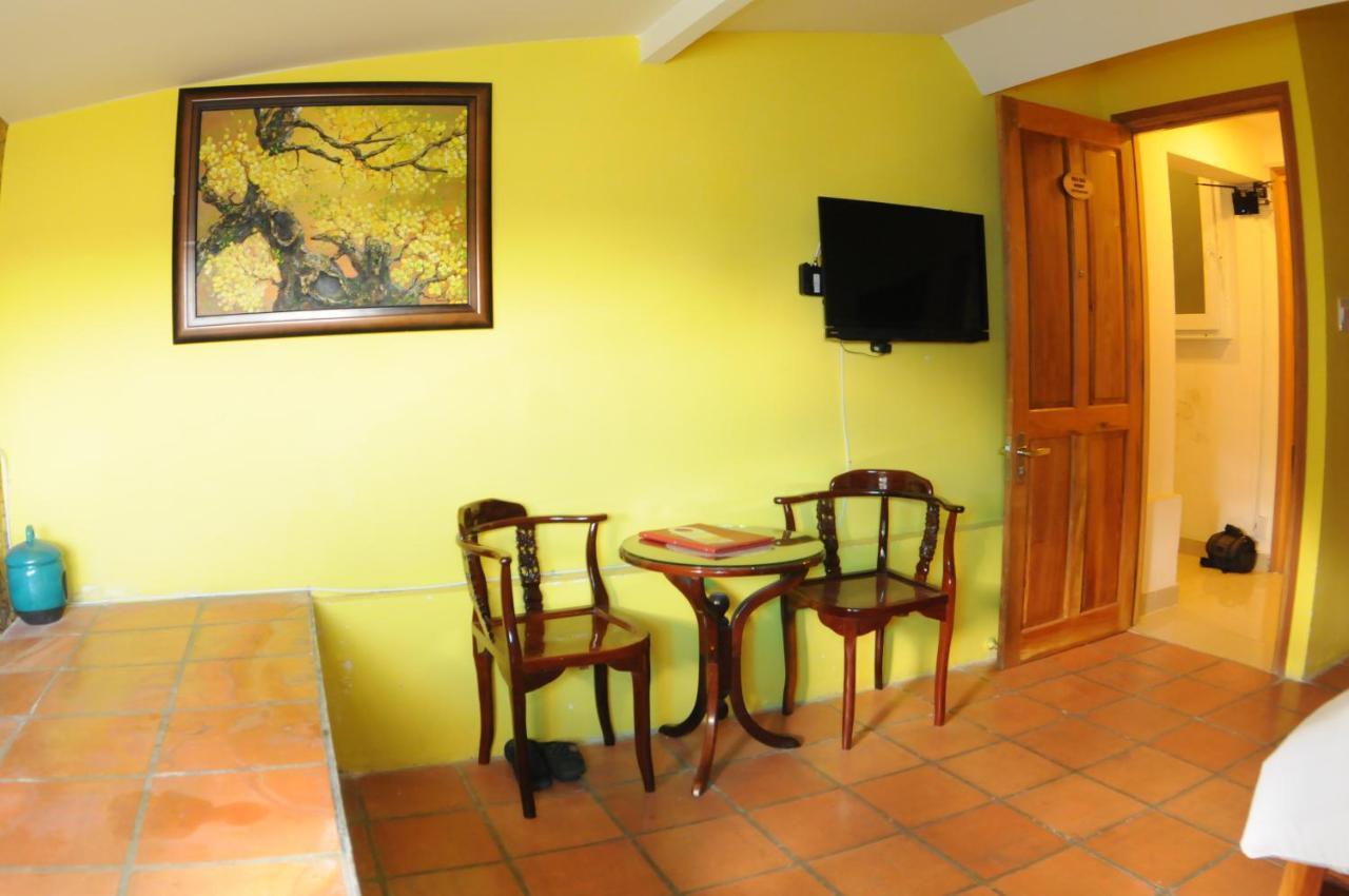 Dalat Flowery Hotel & Coffee Esterno foto